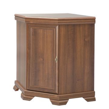 Comoda VMN1, o usa, o polita, Nuc